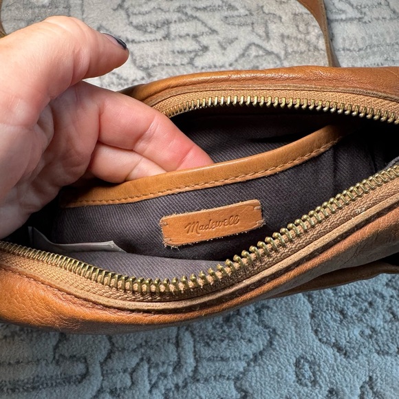 Madewell Brown Transport Camera Bag - Picture 11 of 13